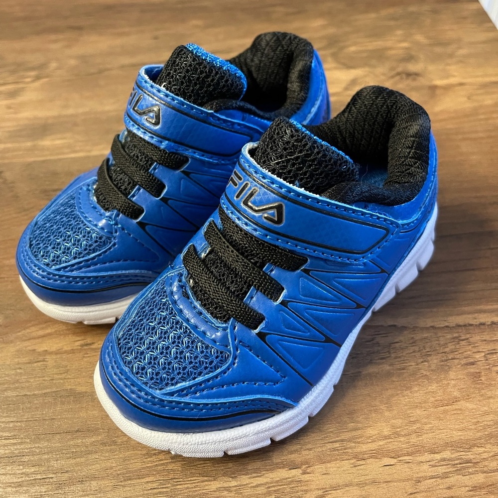 Brand new toddler shoes